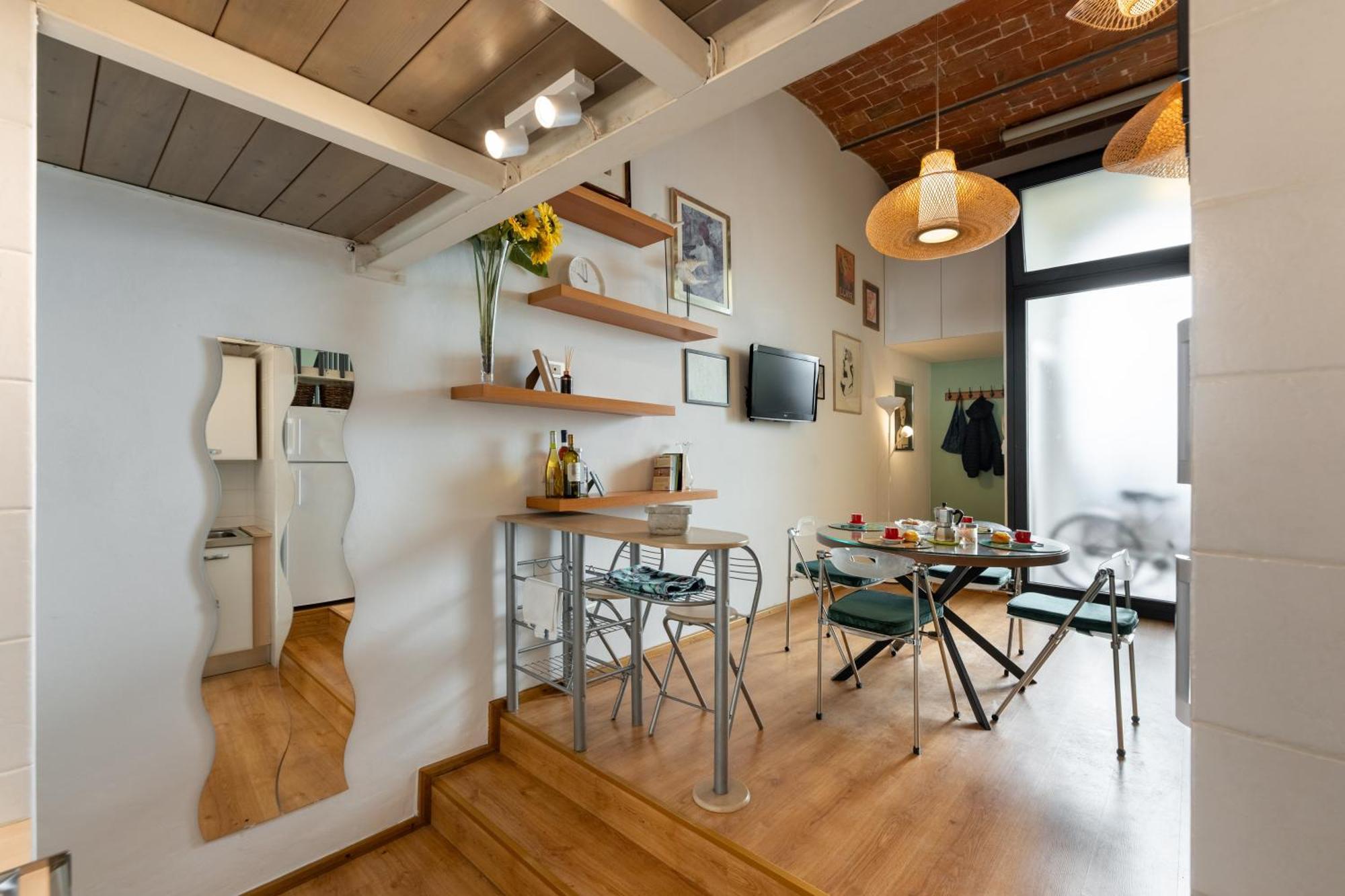 Via Cimabue 8B - Florence Charming Apartments - Metropolitan Loft In Florence - 20 Minute Walk To City Center - Excellent Base For Exploring - Less Than 5 Minute Walk To The Supermarket - Amazing Bakery On The Corner Luaran gambar
