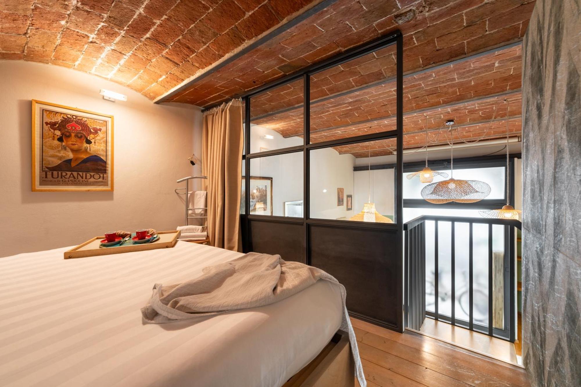 Via Cimabue 8B - Florence Charming Apartments - Metropolitan Loft In Florence - 20 Minute Walk To City Center - Excellent Base For Exploring - Less Than 5 Minute Walk To The Supermarket - Amazing Bakery On The Corner Luaran gambar