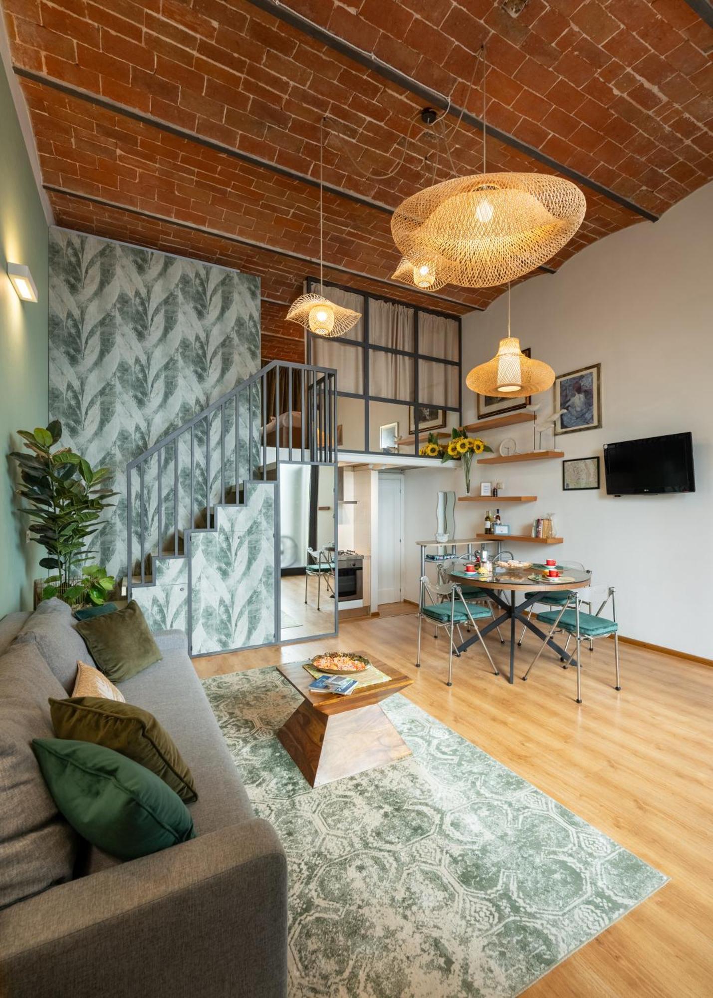 Via Cimabue 8B - Florence Charming Apartments - Metropolitan Loft In Florence - 20 Minute Walk To City Center - Excellent Base For Exploring - Less Than 5 Minute Walk To The Supermarket - Amazing Bakery On The Corner Luaran gambar