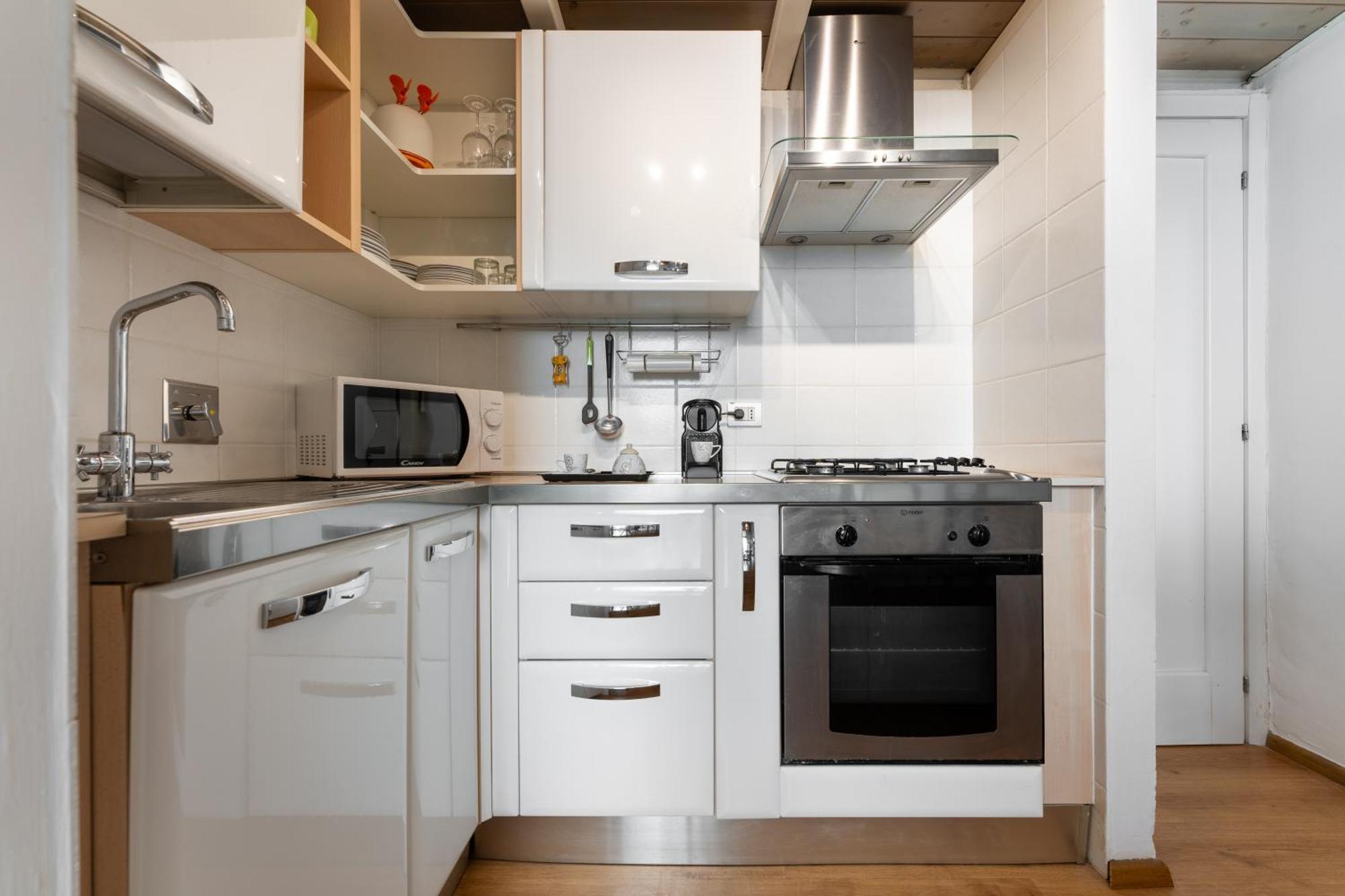 Via Cimabue 8B - Florence Charming Apartments - Metropolitan Loft In Florence - 20 Minute Walk To City Center - Excellent Base For Exploring - Less Than 5 Minute Walk To The Supermarket - Amazing Bakery On The Corner Luaran gambar