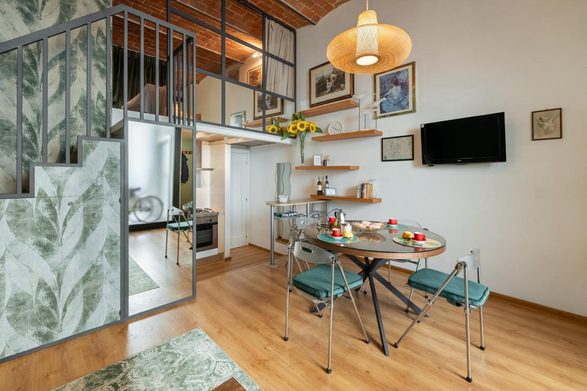 Via Cimabue 8B - Florence Charming Apartments - Metropolitan Loft In Florence - 20 Minute Walk To City Center - Excellent Base For Exploring - Less Than 5 Minute Walk To The Supermarket - Amazing Bakery On The Corner Luaran gambar